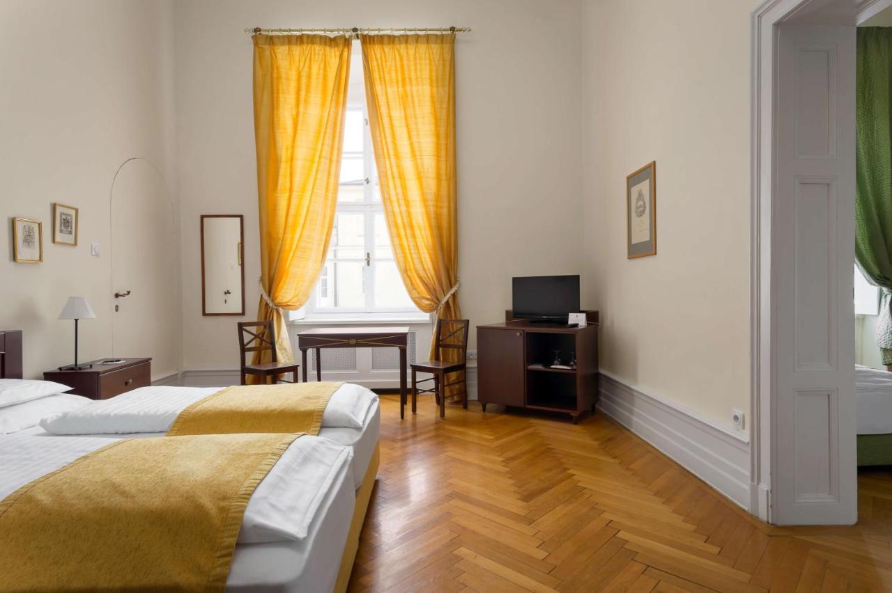 Superior Quadruple Room,1071868516:JPEG