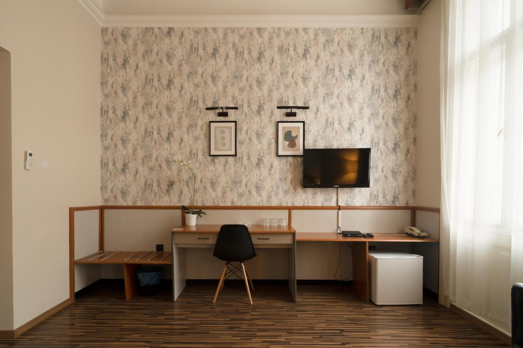 Superior Triple Room
