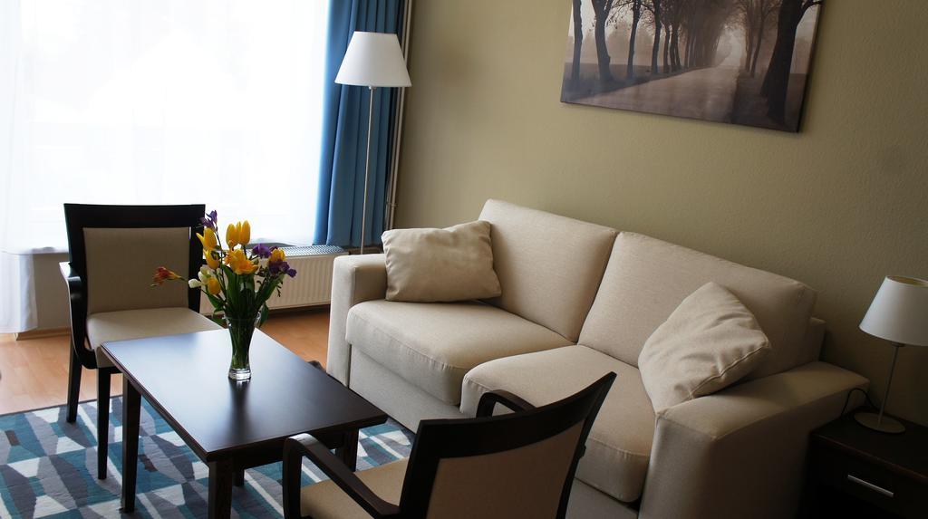 One-Bedroom Apartment,240411365:JPEG