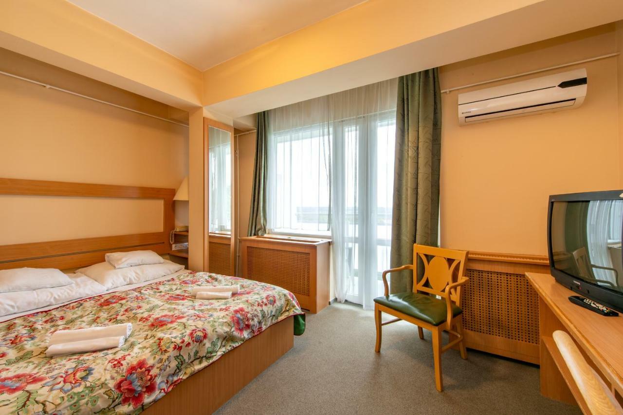 Standard Single Room with Balcony