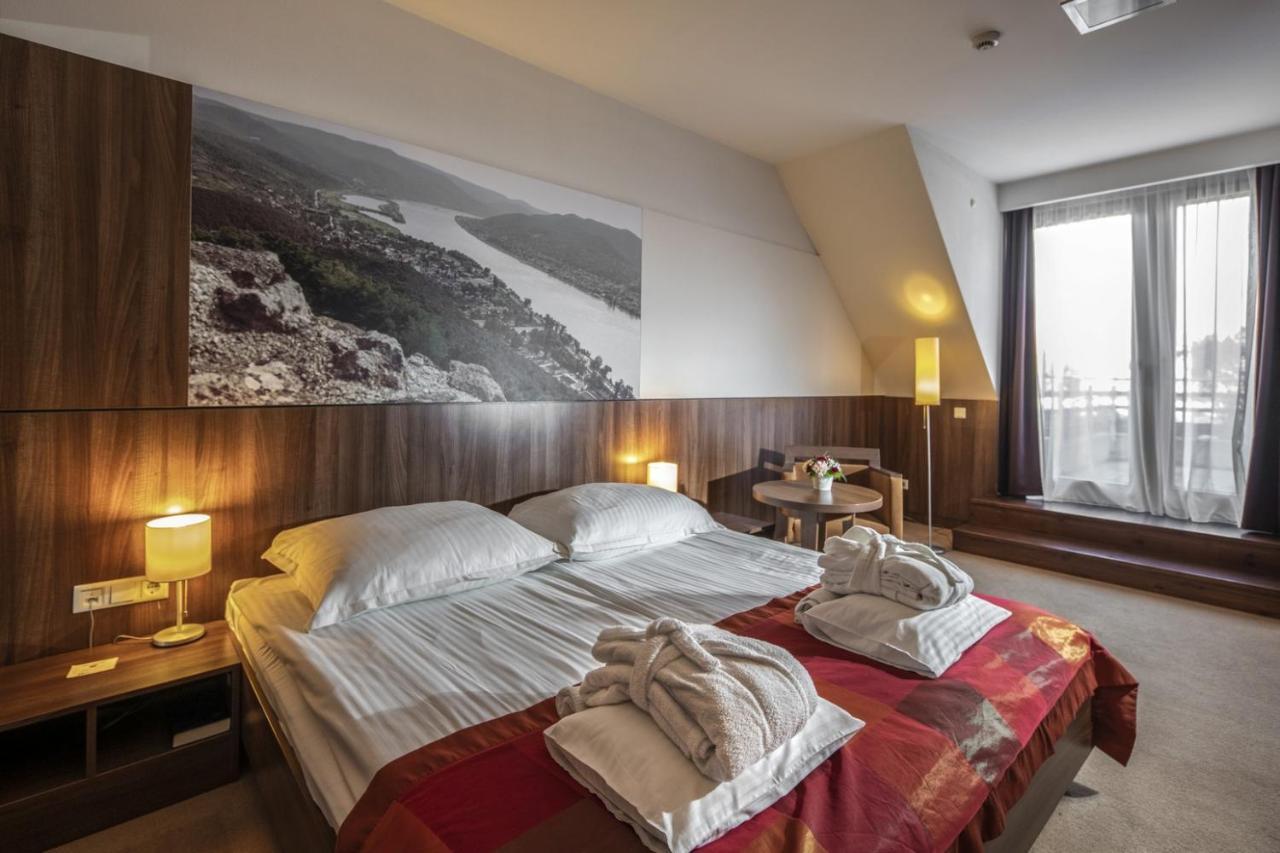 Family Suite,990448762:JPEG