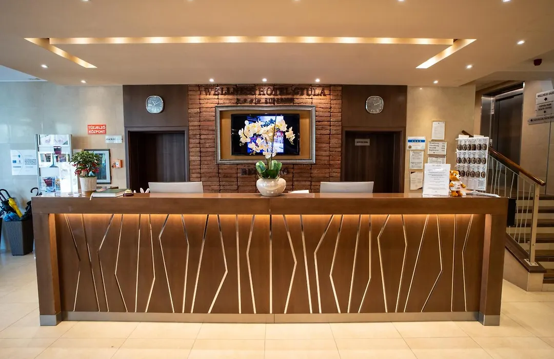 Wellness Hotel Gyula-1