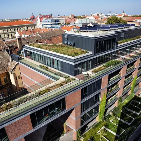 Art Hotel Szeged-3