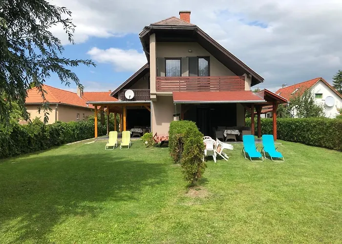 Maria Villa
