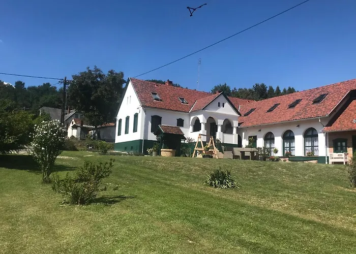 Feny-Szer Vendeghaz Orseg
