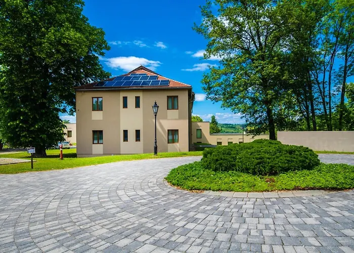La Contessa Castle