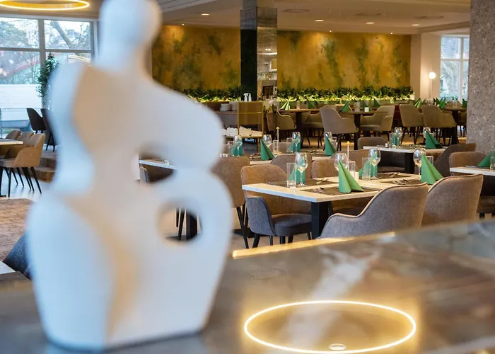 Hotel Azur Premium