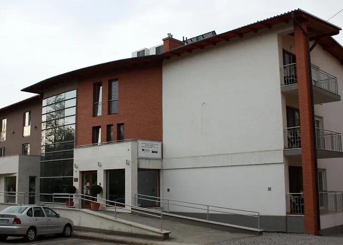Európa Gunaras
