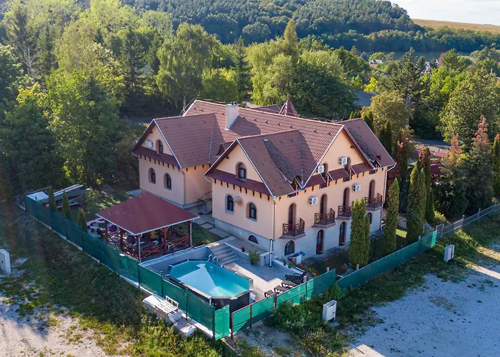 Hegyi Panzió
