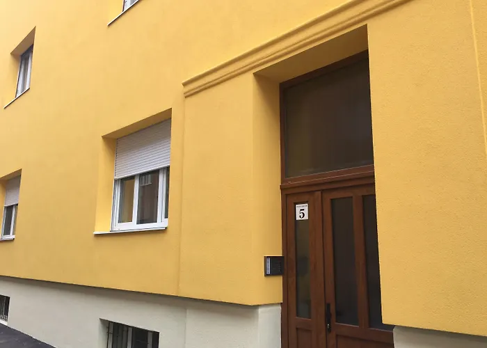 Toldi Apartments Pecs