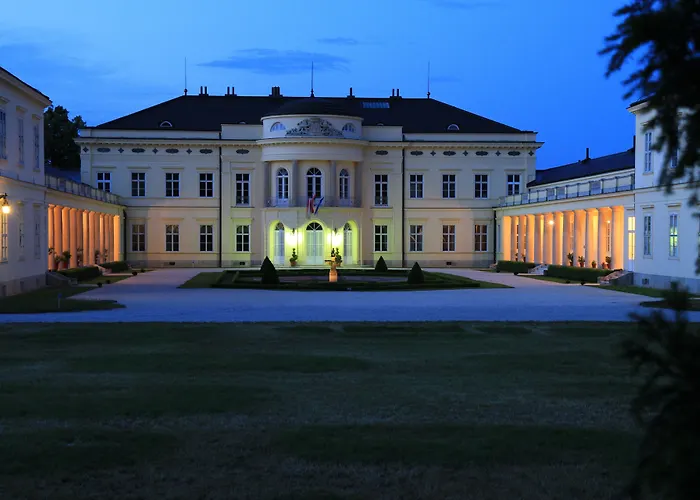 Károlyi Kastély Hotel&Restaurant
