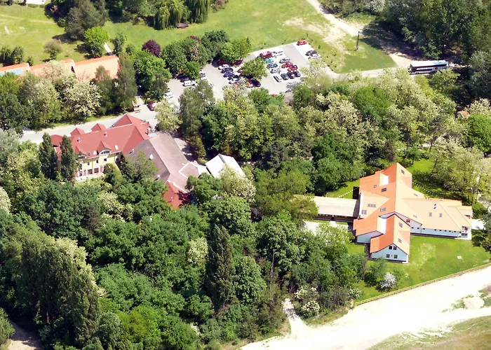 Gereby Kuria Hotel Es Lovasudvar