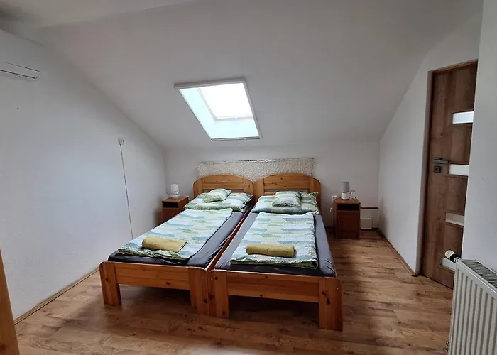 Lila Akac Vendeghaz Esztergom Bed & Breakfast, Ungaria