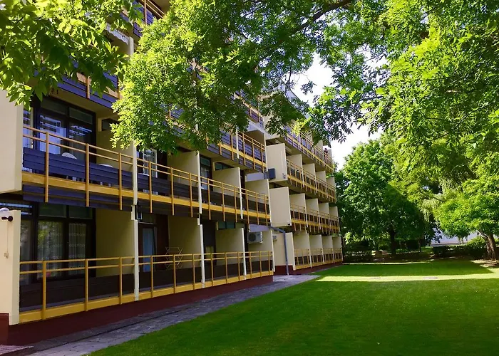 Kosztolanyi Apartmanhaz