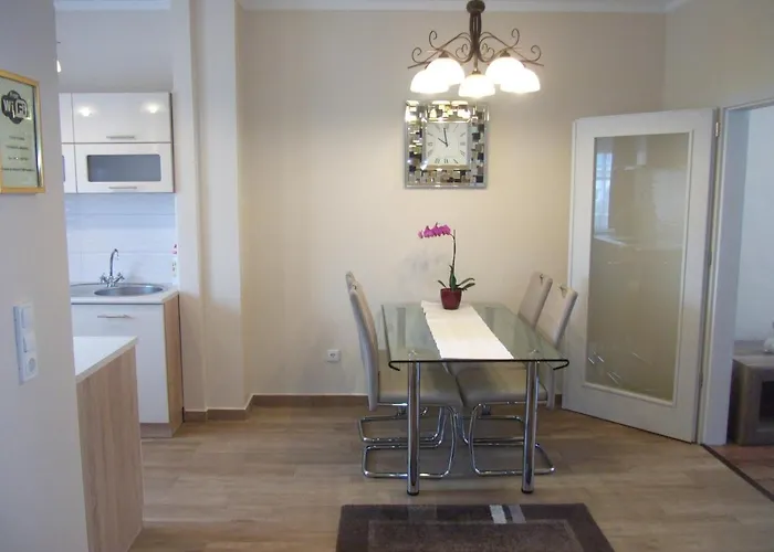 Ametiszt Apartman