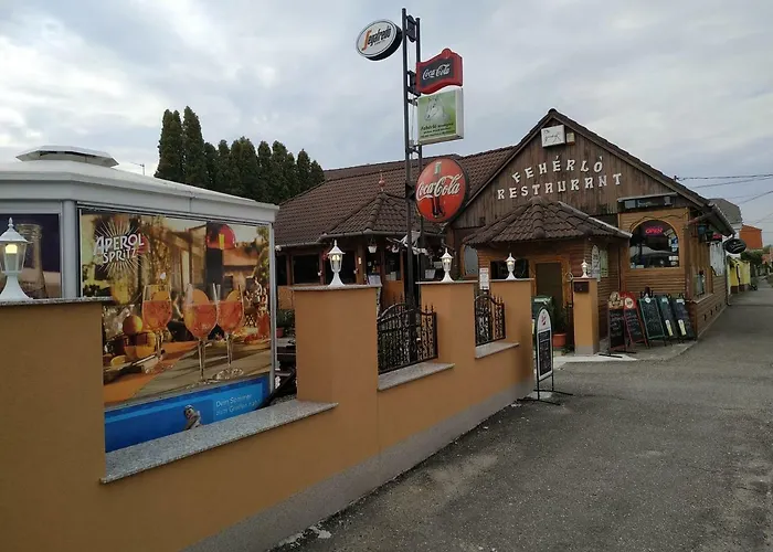Fehérló &Restaurant